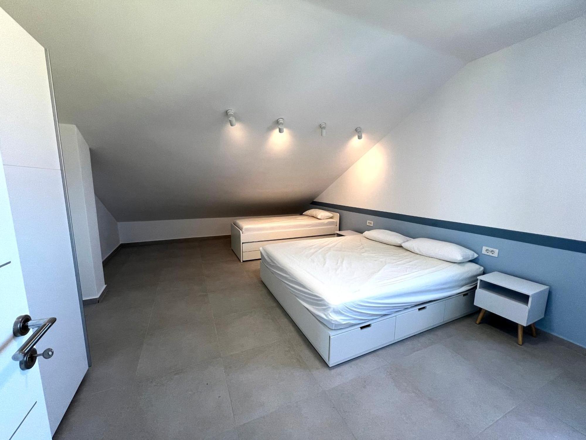 Ferienwohnung Penthouse Sky Deluxe Novalja Exterior foto